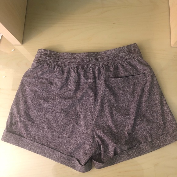 lululemon spring break away shorts - Picture 2 of 3